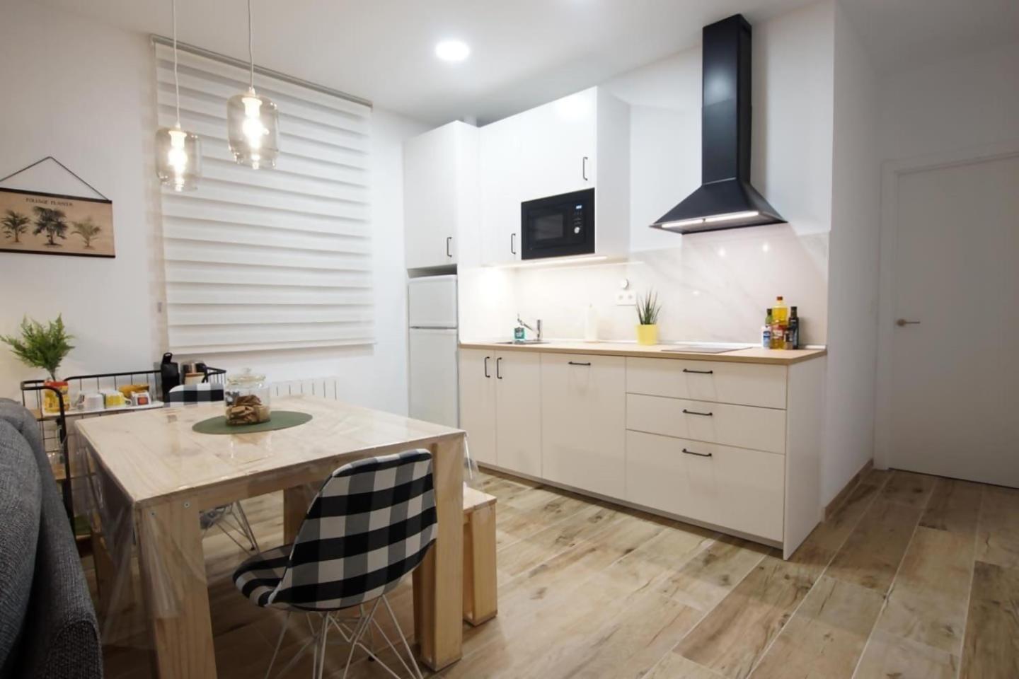 Апартаменты Trauko Flat Parking 12 Euros X Day Ebi01313 Бильбао Экстерьер фото